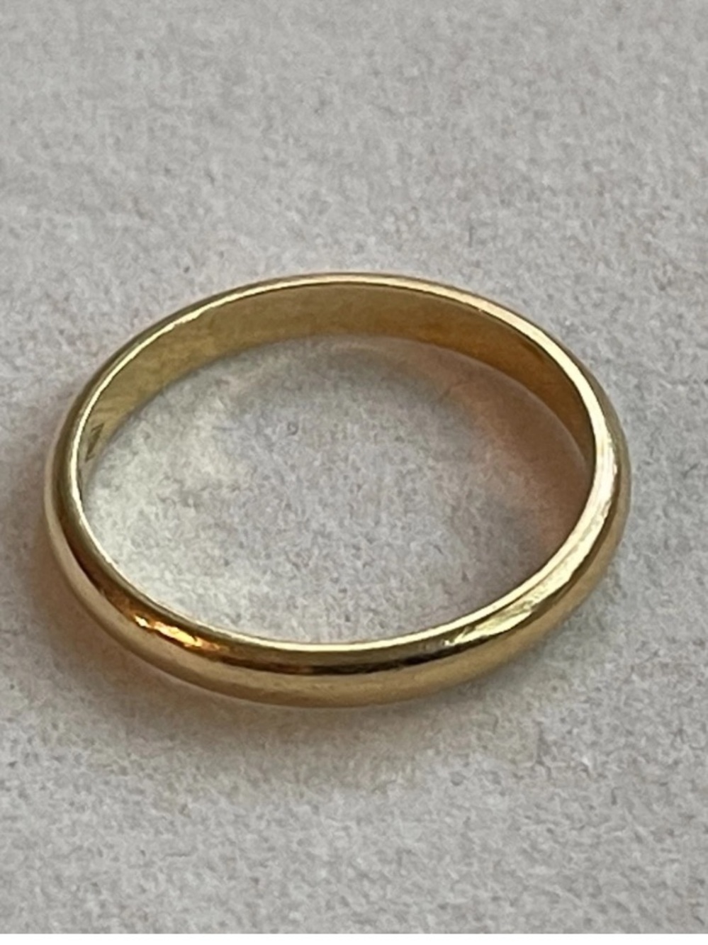 Cartier 1895 Classic Yellow Gold Ring 2.5mm